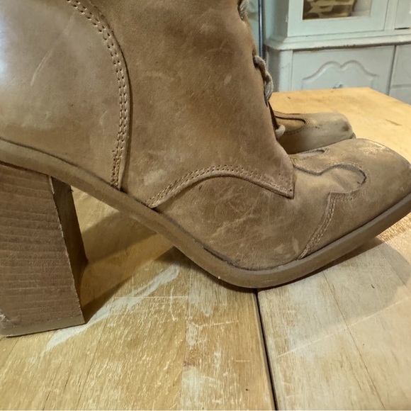 Tall Aldo Boots - Picture 4 of 4